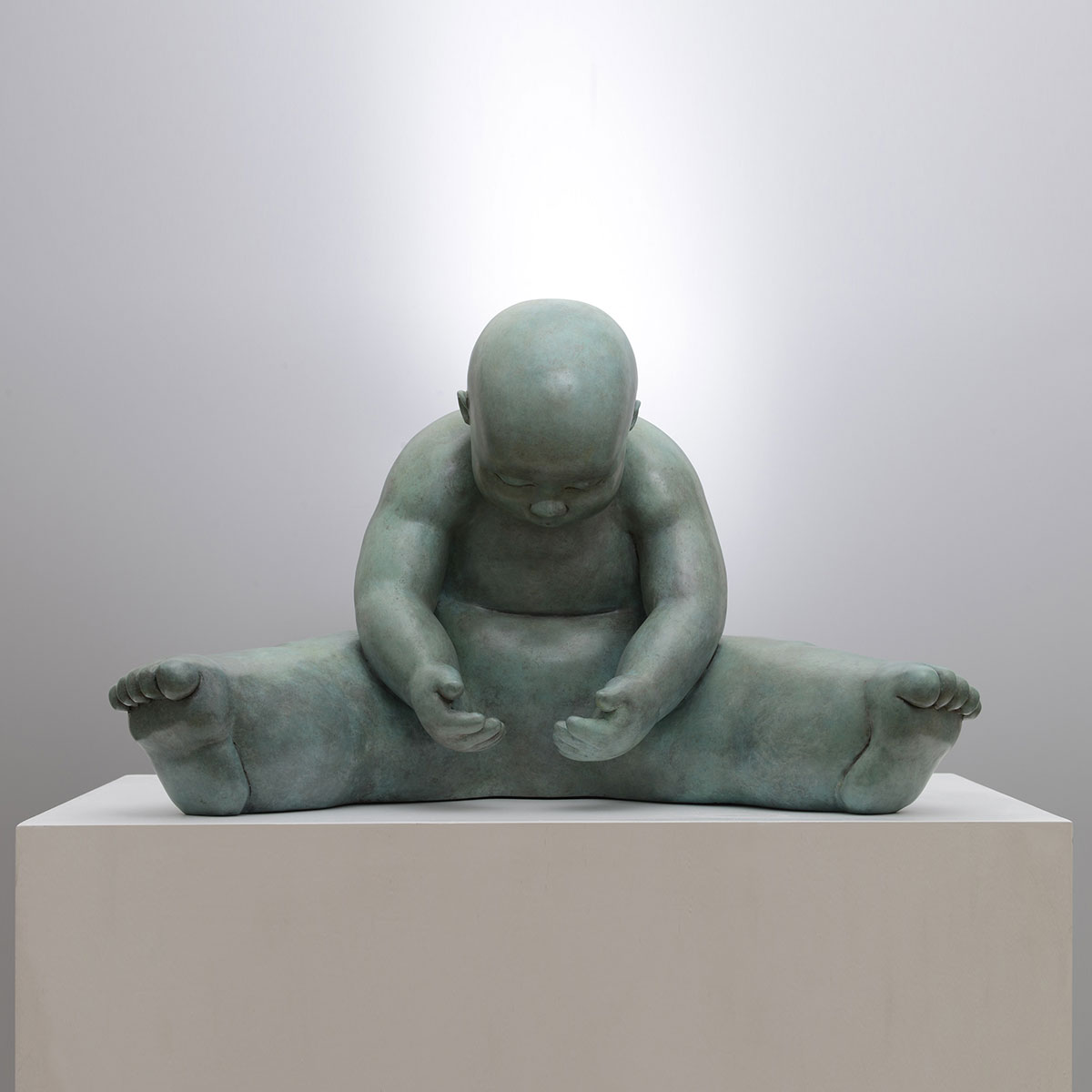 Between my Hands - sculpture bronze - Mariela Garibay - © Casart